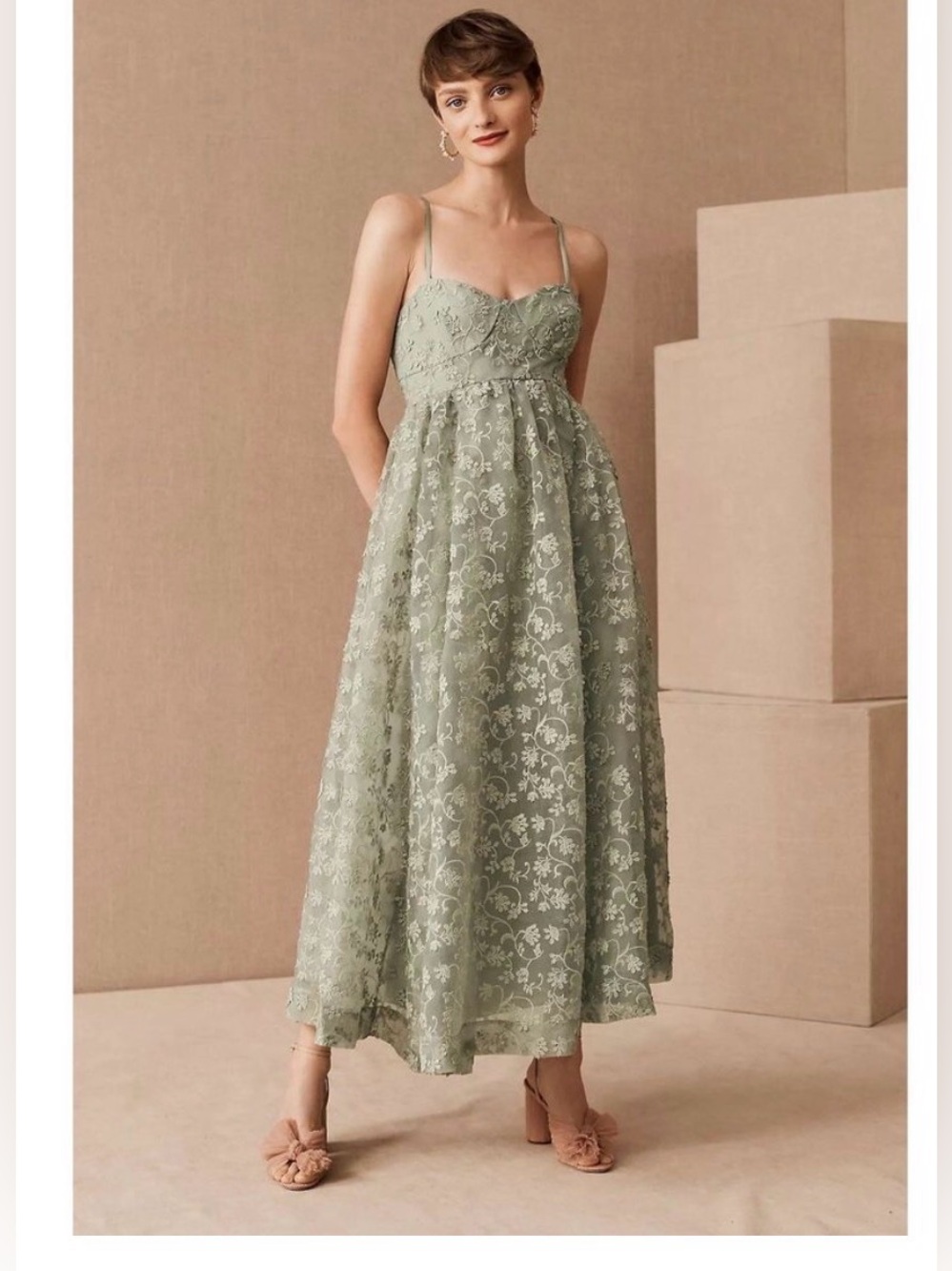 Anthropologie BHLDN Isadora
Organza Midi size 6